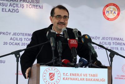 Enerji ve Tabii Kaynaklar Bakanı Fatih Dönmez  jeotermal kaynak açılış törenine katıldı.