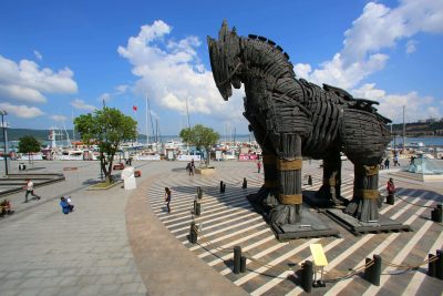 Çanakkale’de Jeotermal Isıtmalı Tarıma Dayalı Seracılık İhtisas Organize Sanayi Bölgesi kuruluyor